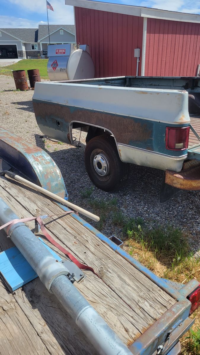 Square Body Bed/Trailer