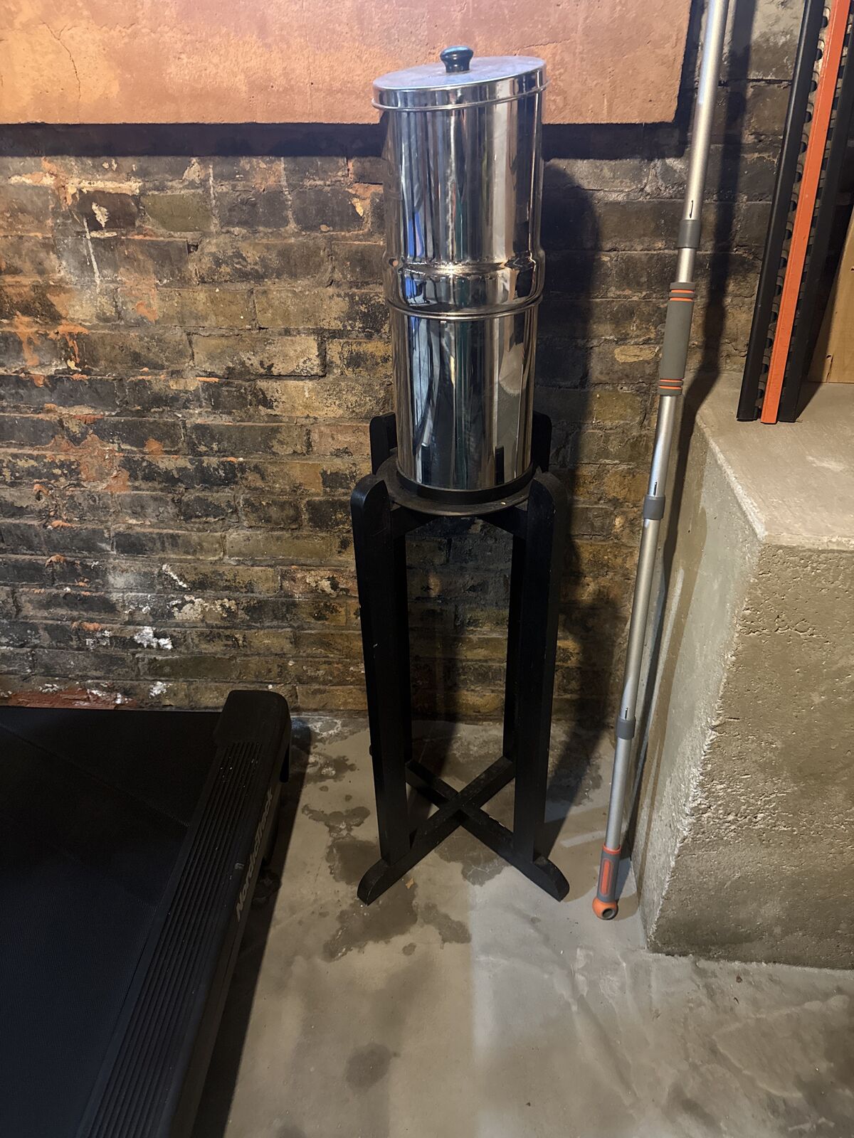 Berkey Water Filter W Stand