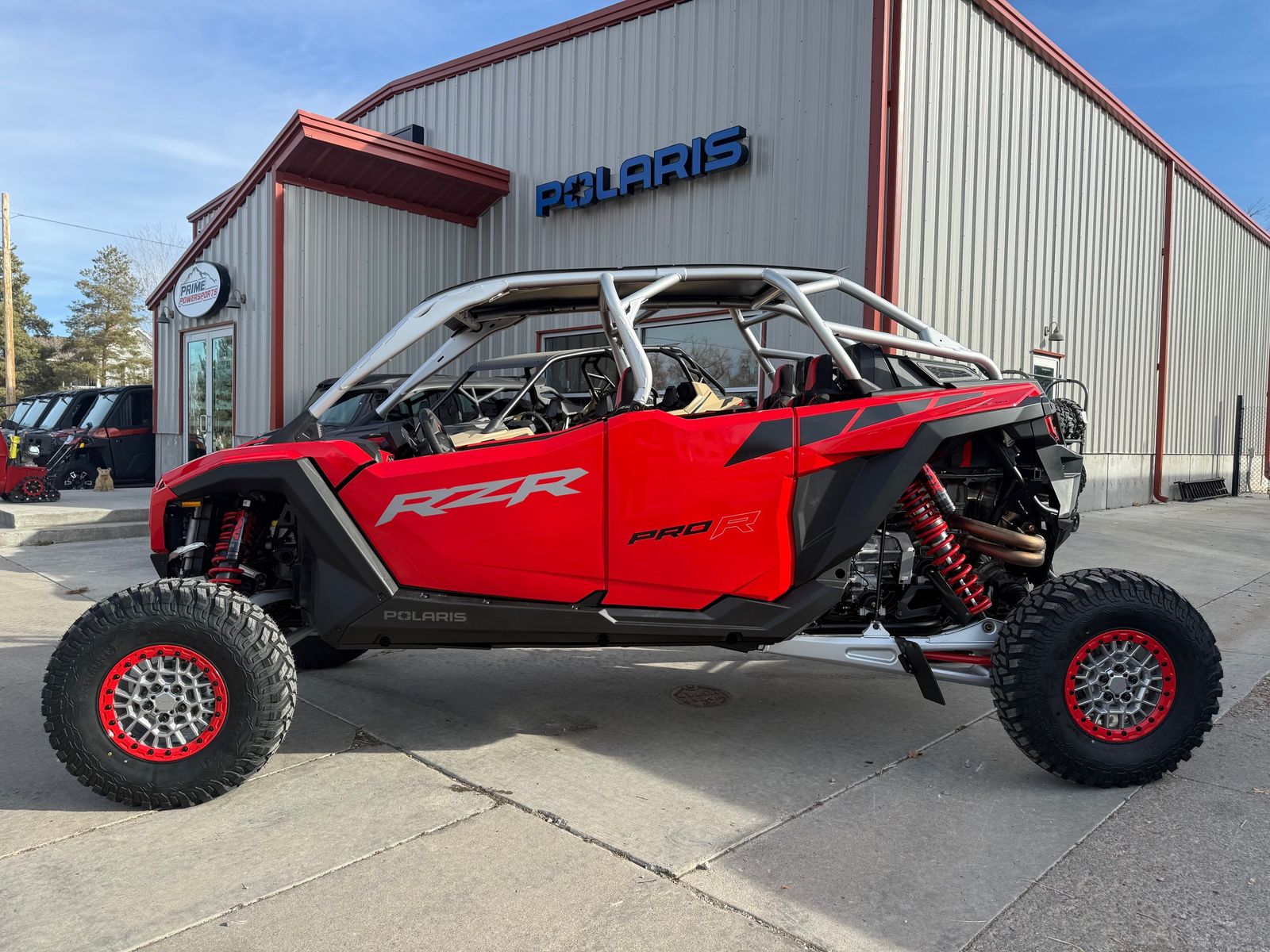 2026 Polaris Pro R 4 Ultimate