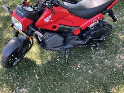 2022 Honda Navi Red MiniMOTO Scooter