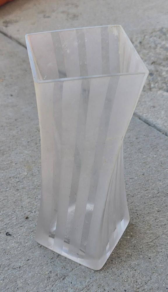 Vintage Art Deco Frosted Glass Vase – Geometric Twisted Square Accent Vase