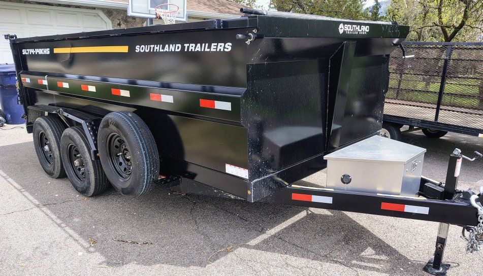 14yd Dump Trailer *Weber County Only*