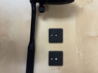 Gitzo G2180 Series 1 Fluid Head with Control Handle and Quick Release Plates