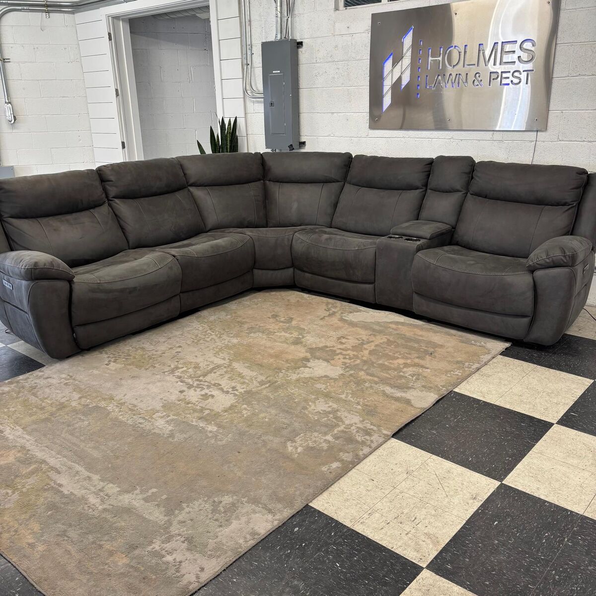 COSTCO, ZAKARY 6-PIECE FABRIC POWER RECLINING SECTIONAL W/ POWER HEADRESTS!!