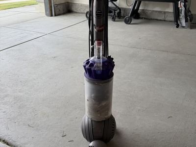 Dyson DC 65 Animal Vacuum