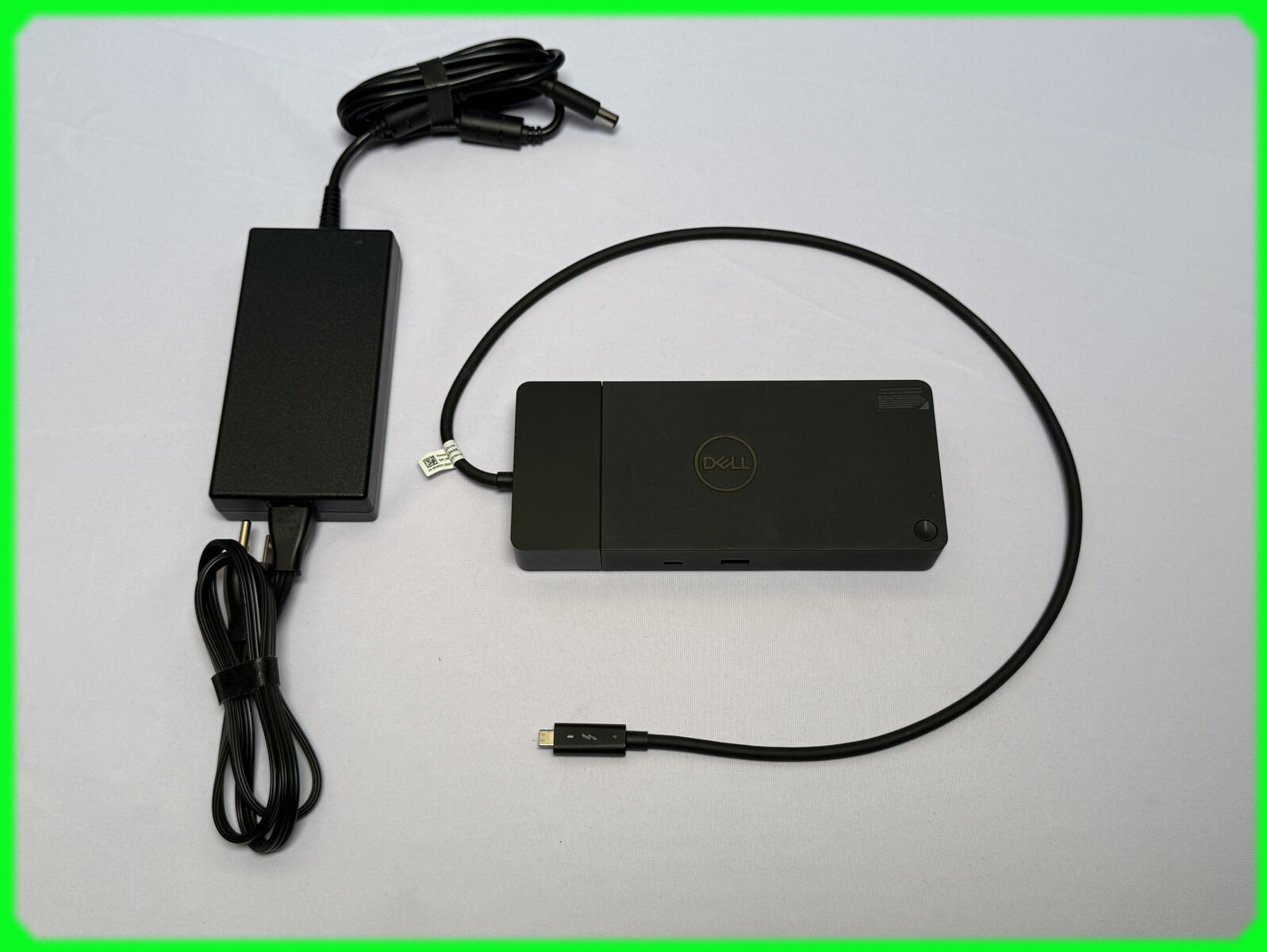 Dell WD22TB4 Thunderbolt Docking Station  w/ 180W Dell Power Supply