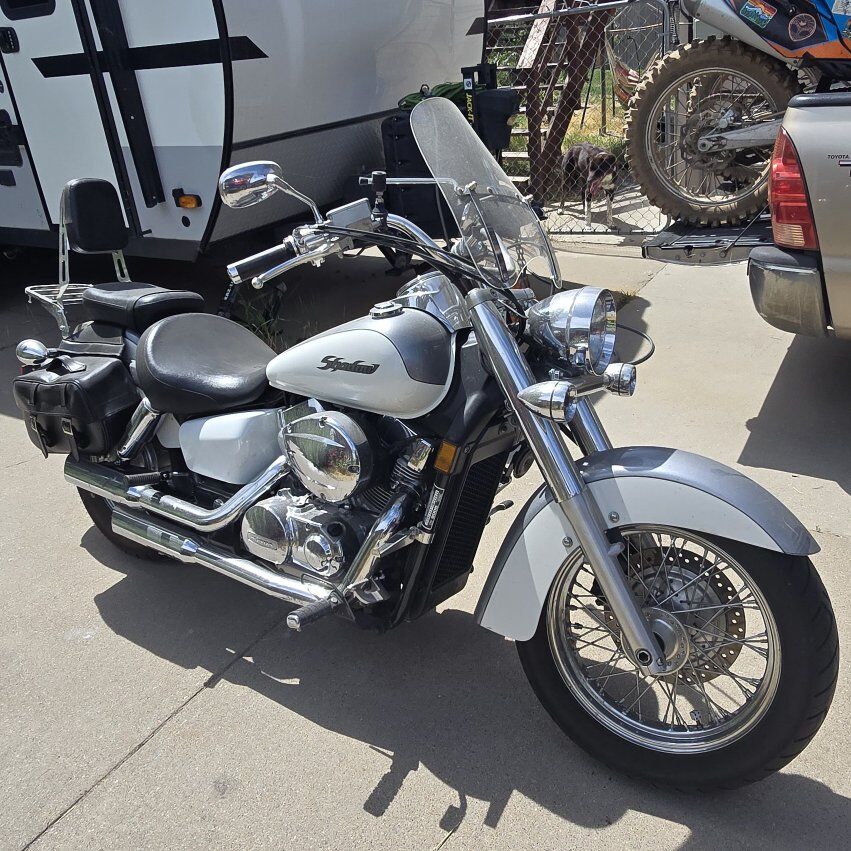 Honda Shadow VT750 Earo 05'