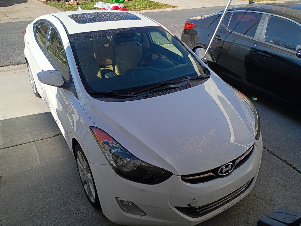 2012 HYUNDAI ELANTRA Limited