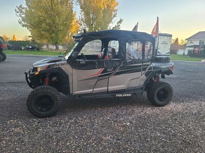 2017 POLARIS GENERAL 1000-4 EPS