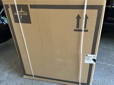New in box 18 inch Seat, Medline K4 Lightweight Wheelchair