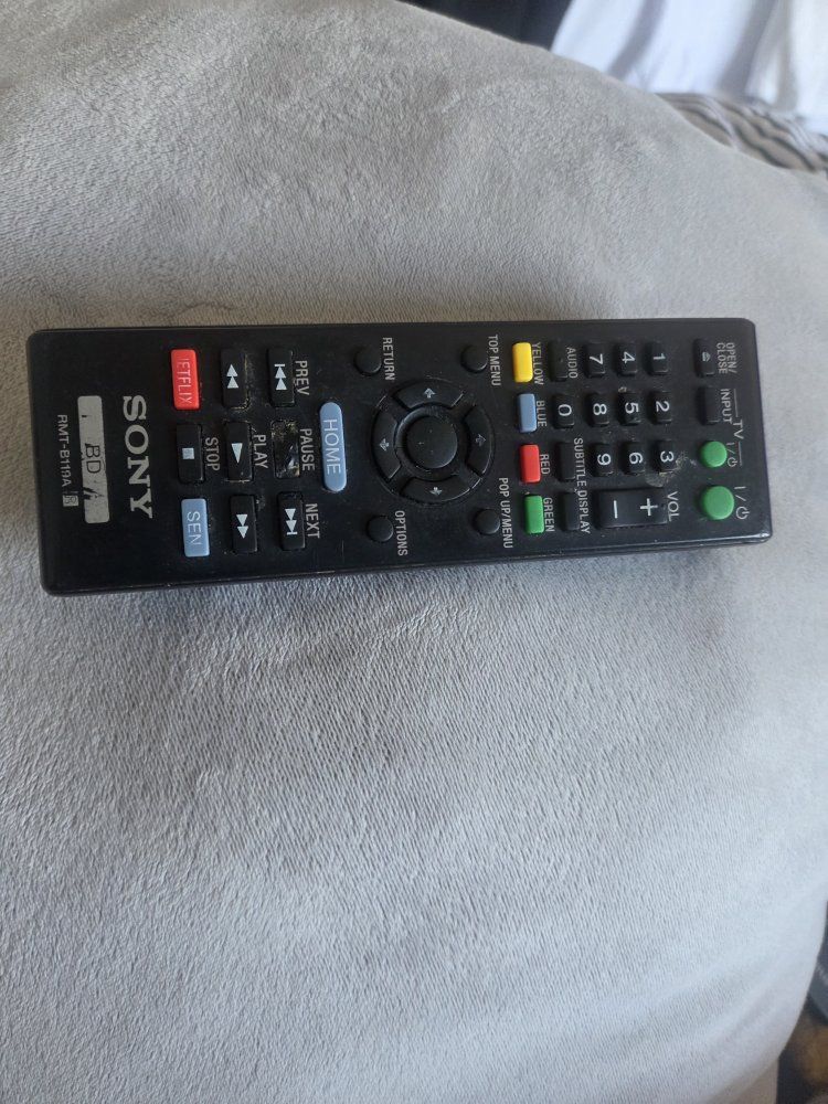 Main image 6