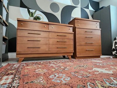 Stunning Bassett Mid Century Modern Dresser Set