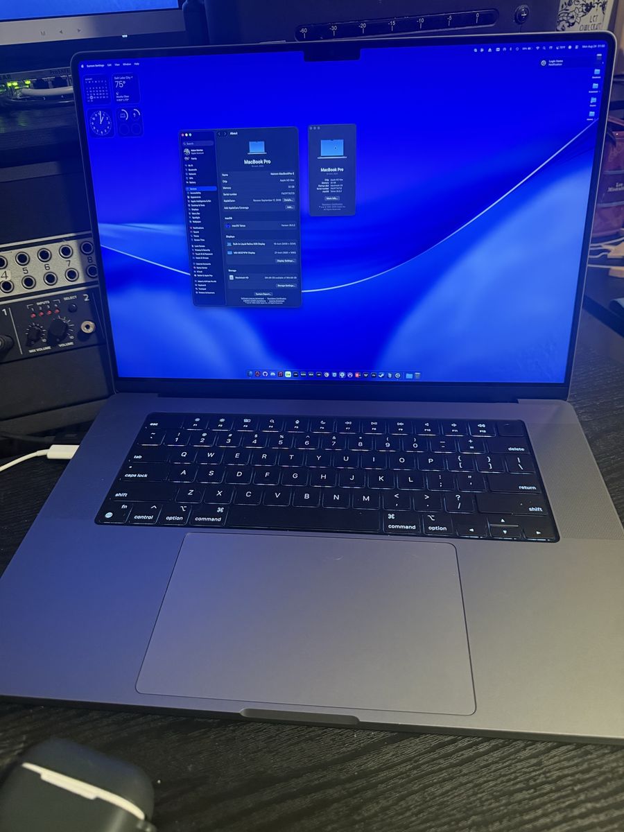 16” MacBook Pro - 2023 - M2 Max - 32gb - 1tb