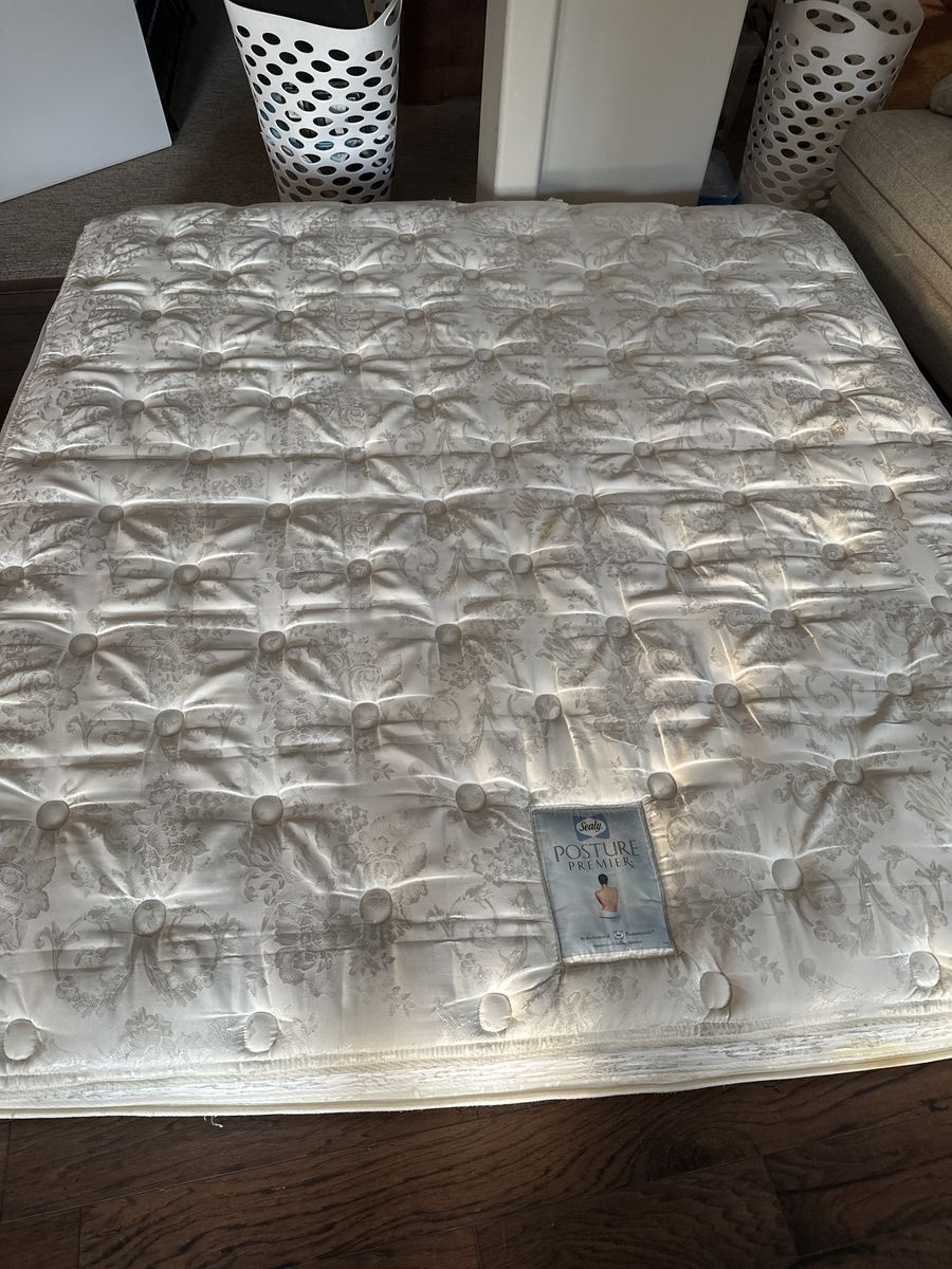 FREE KING MATTRESS