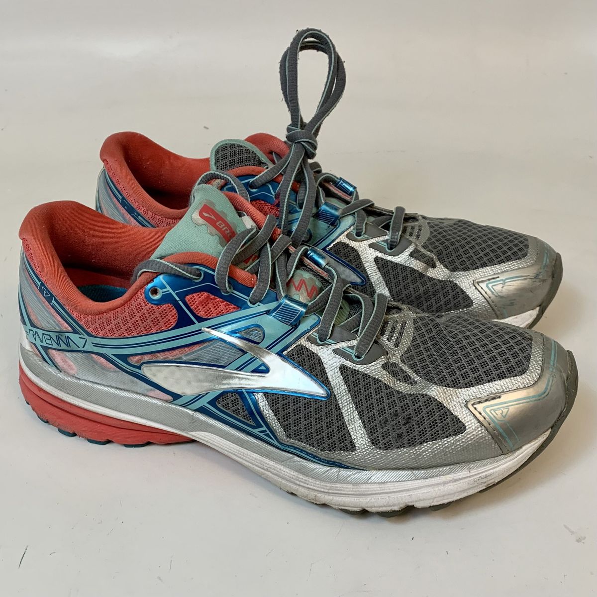 Brooks Size 8.5 Trail Running Shoes Ravenna 7
