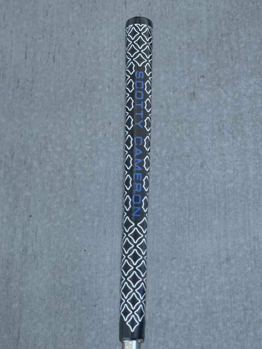 Main image 7