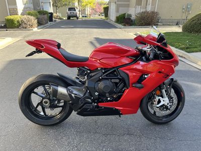 2023 MV Agusta F3 R – Akrapovič Exhaust – Factory + Extended Warranty – 134 Miles