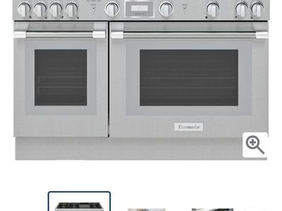 Thermador 6 Burner + griddle Dual Fuel Range