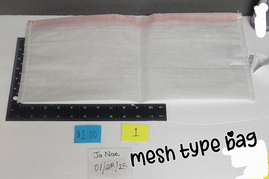 mesh type zippered storage pouches, small crates,