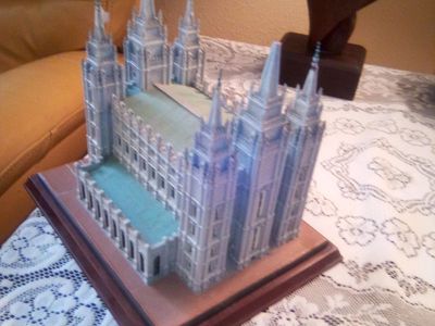 Danbury mint Mormon temple replica