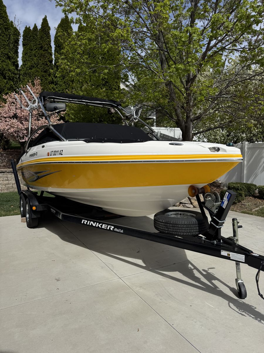 2008 Rinker Ski Boat, 23'8" - Lower Pricing