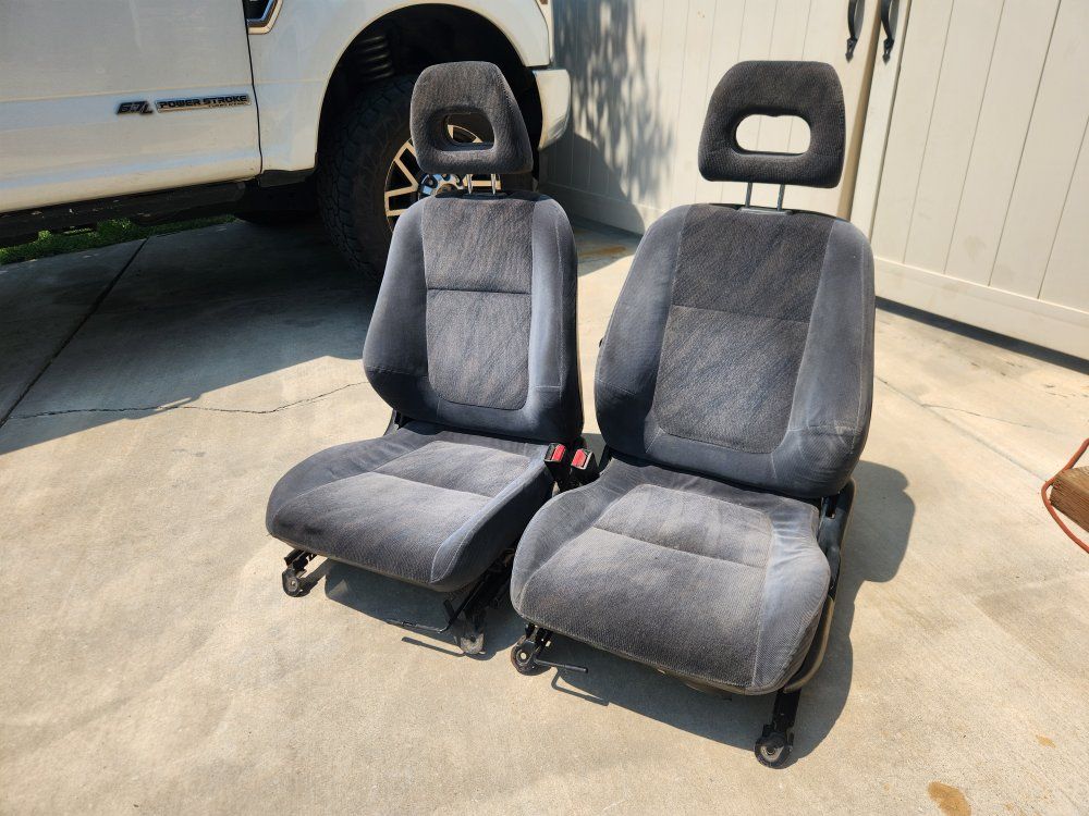 OEM 1994–2001 Acura Integra DC2 Front Seats (Pair) - Gray Cloth