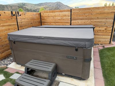 Bullfrog A7 Series Hot Tub - 3-Year-Old, Excellent Condition, Stereo System Included