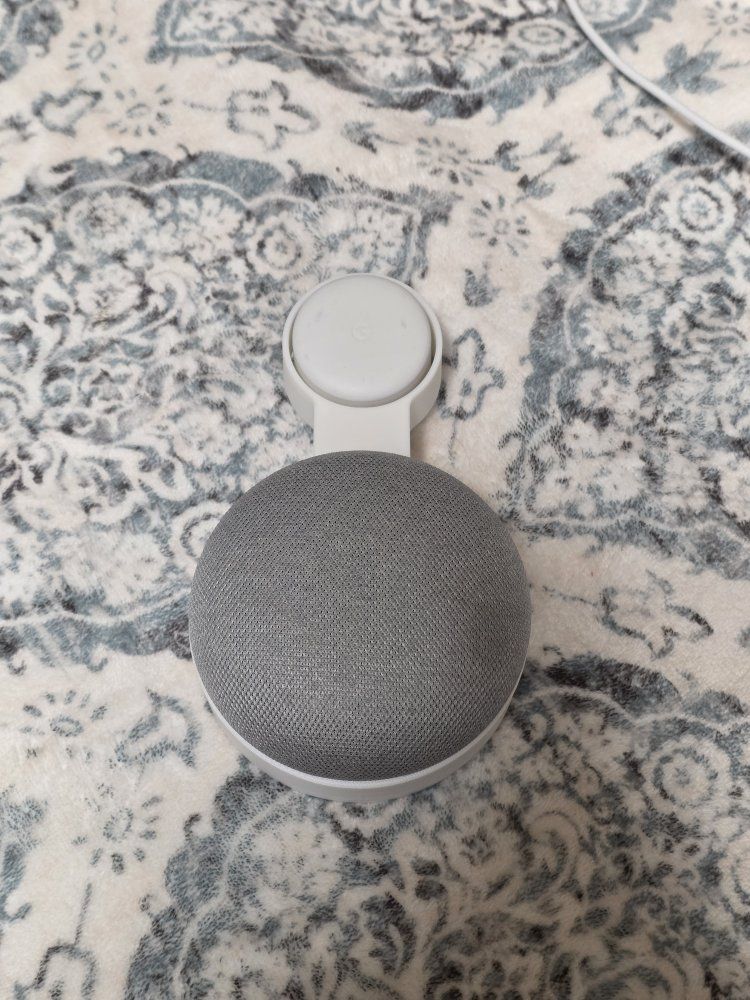 Google Home Mini