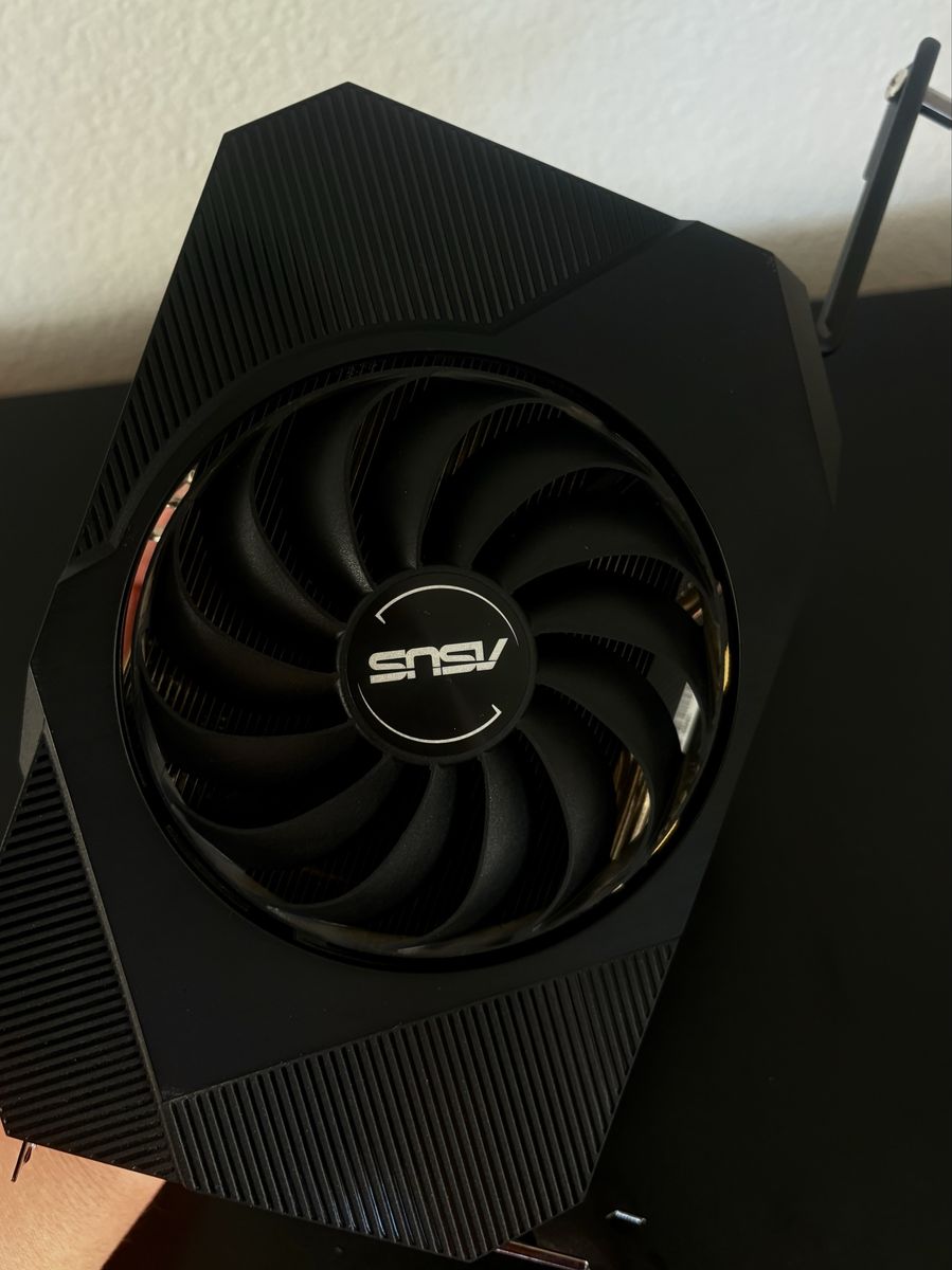 ASUS GeForce RTX 3050 8GB Graphics Card – Excellent Condition