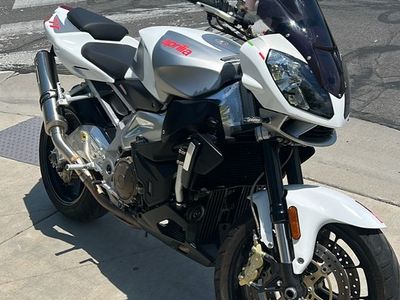 2009 APRILIA TUONO 1000R
