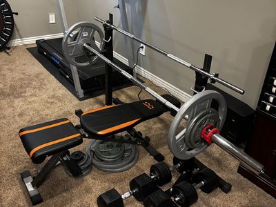 7 Foot 45 lb Barbell