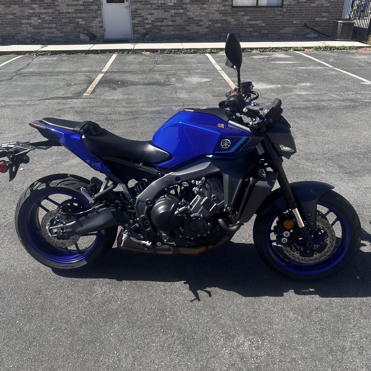 2025 Yamaha MT09 - Naked Sport Bike - MT-09 FZ-09
