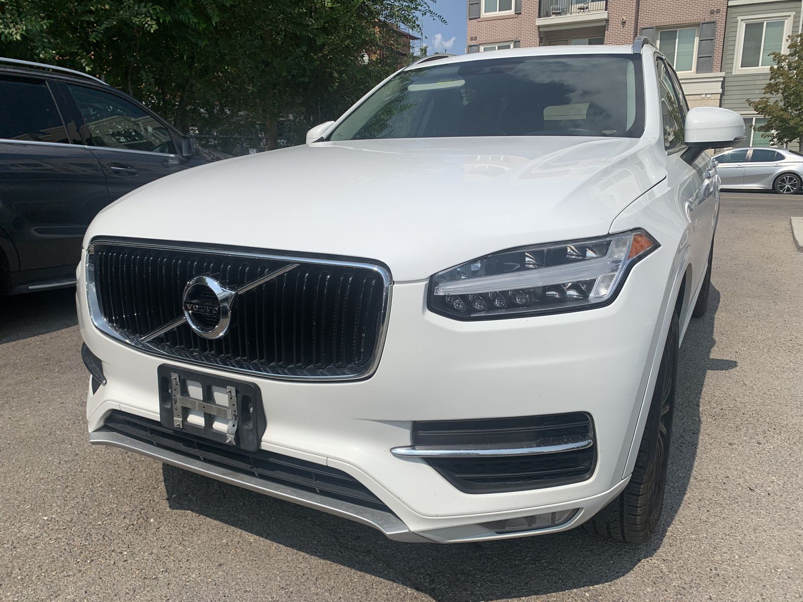 2017 Volvo XC90 T5 Momentum