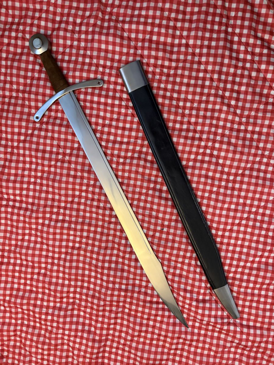 Windlass Thorpe Falchion – Battle Ready Medieval Sword w/ Scabbard