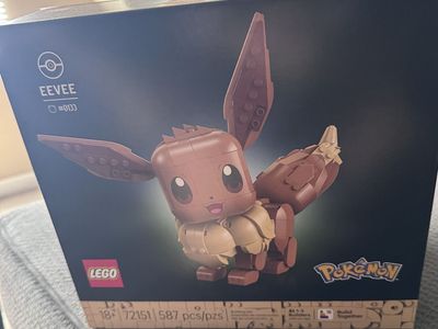 LEGO Pokémon Eevee Building Set #72151 (587 Pieces)