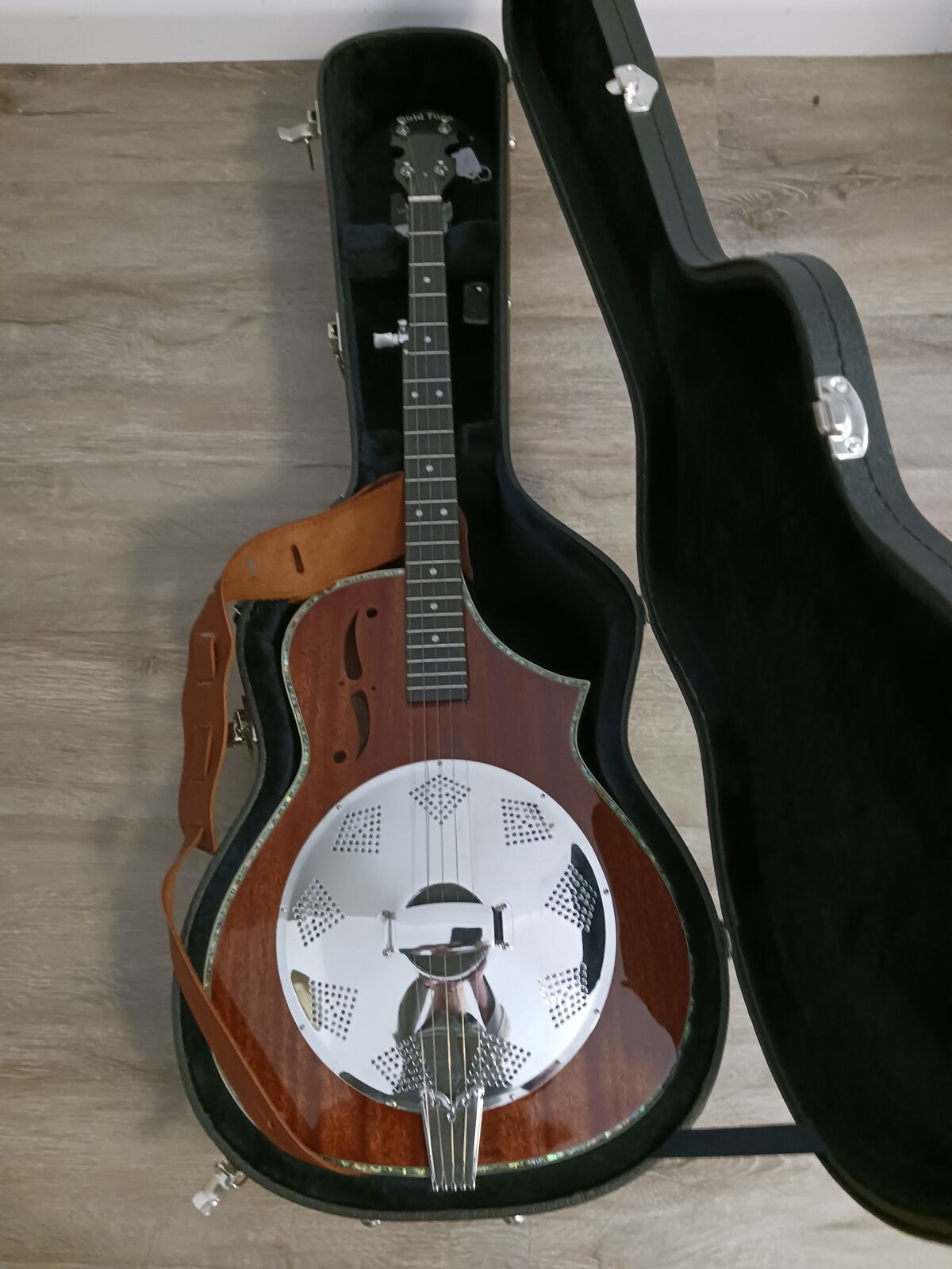 Gold Tone Acoustic Body Resophonic 5-String Banjo