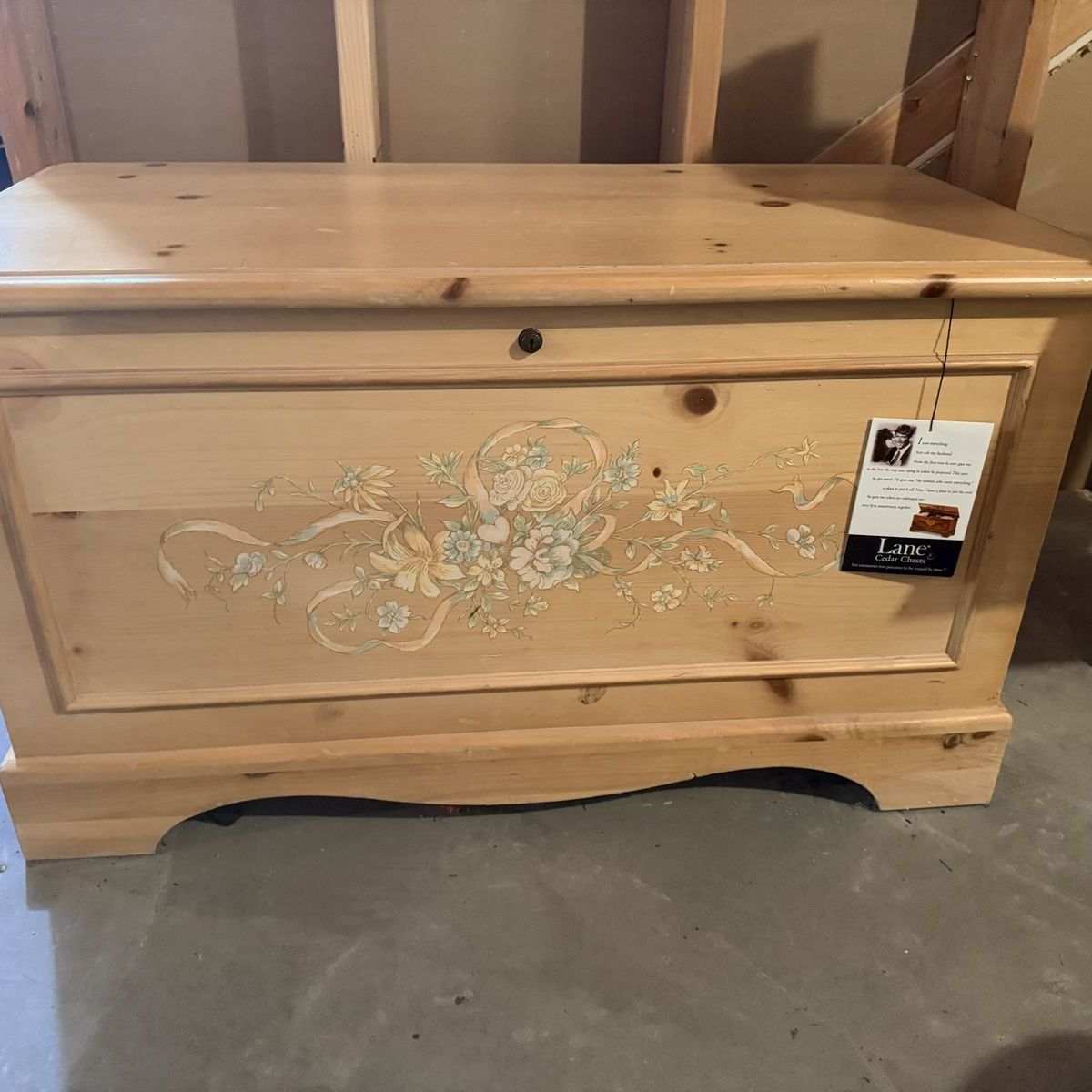 Lane Cedar Chest
