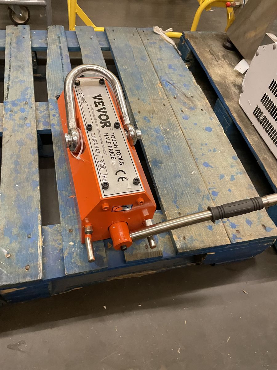 Vevor 200kg Lifting Magnet