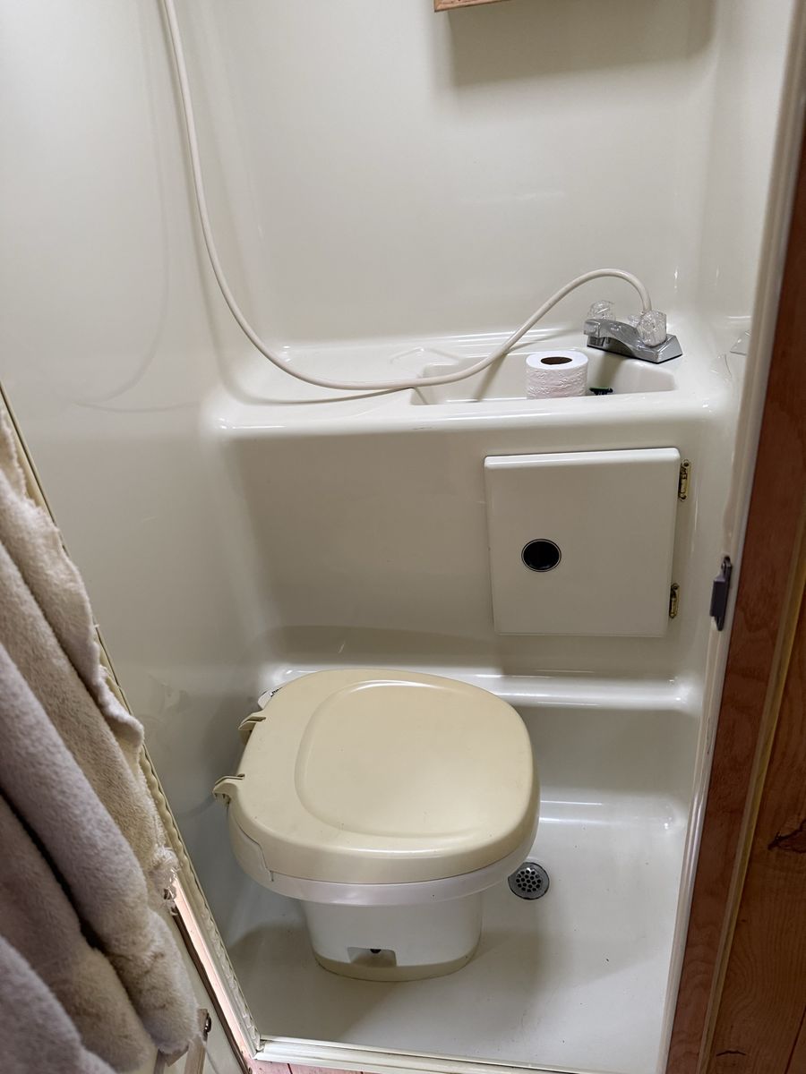 Main image 8