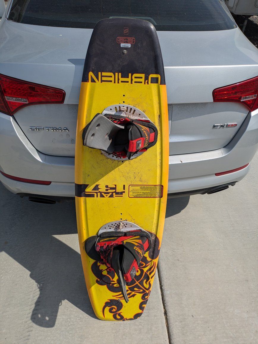 O'Brien rail 137 wakeboard
