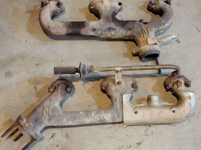 80s-90s Chevy P/U exhaust manifolds