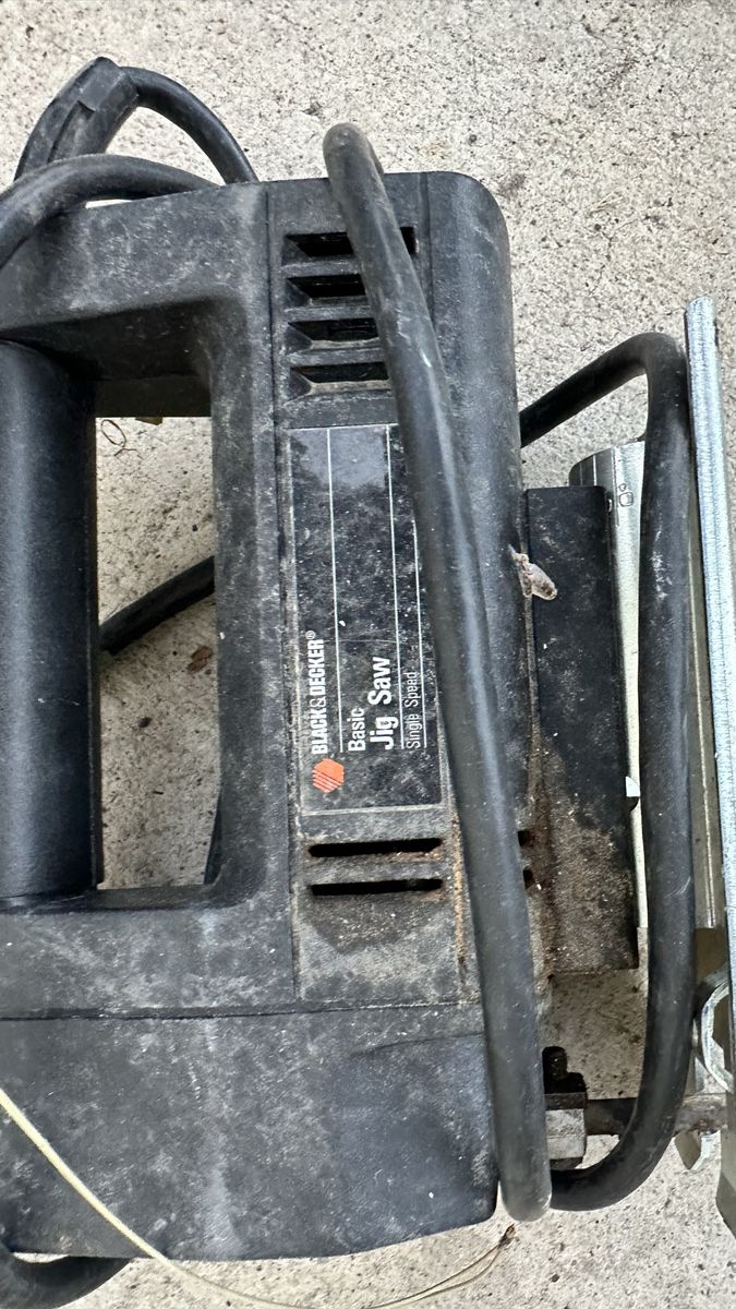 Black & Decker Basic Single Speed Electric Jig Saw