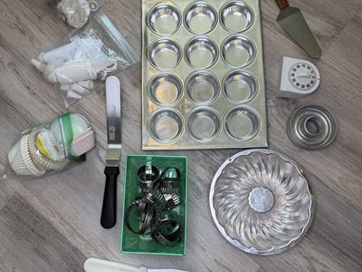 Cake Decorating & Baking Supplies Lot – Bundt Pan, Muffin Tin, Cookie Cutters & More