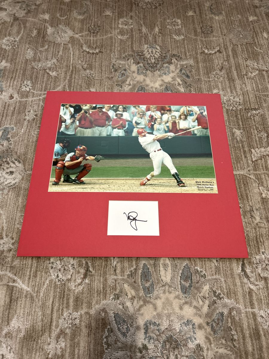 Hand Signed 20x21 Auto Mark McGwire 70th Home Run Busch Stadium September 27 1998 Photo with Autograph Display