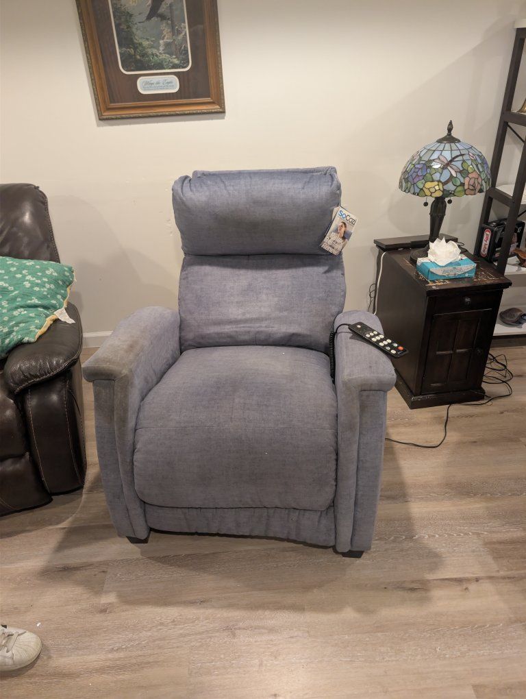 Southern Motion SoCozi Power Recliner Chair with Remote - Blue Fabric