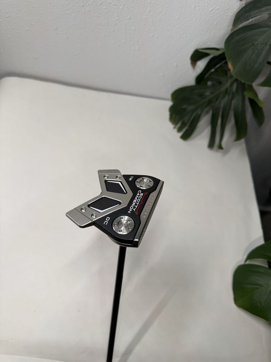 2025 Scotty Cameron Phantom 11R OC 35” RH Center Shaft Putter