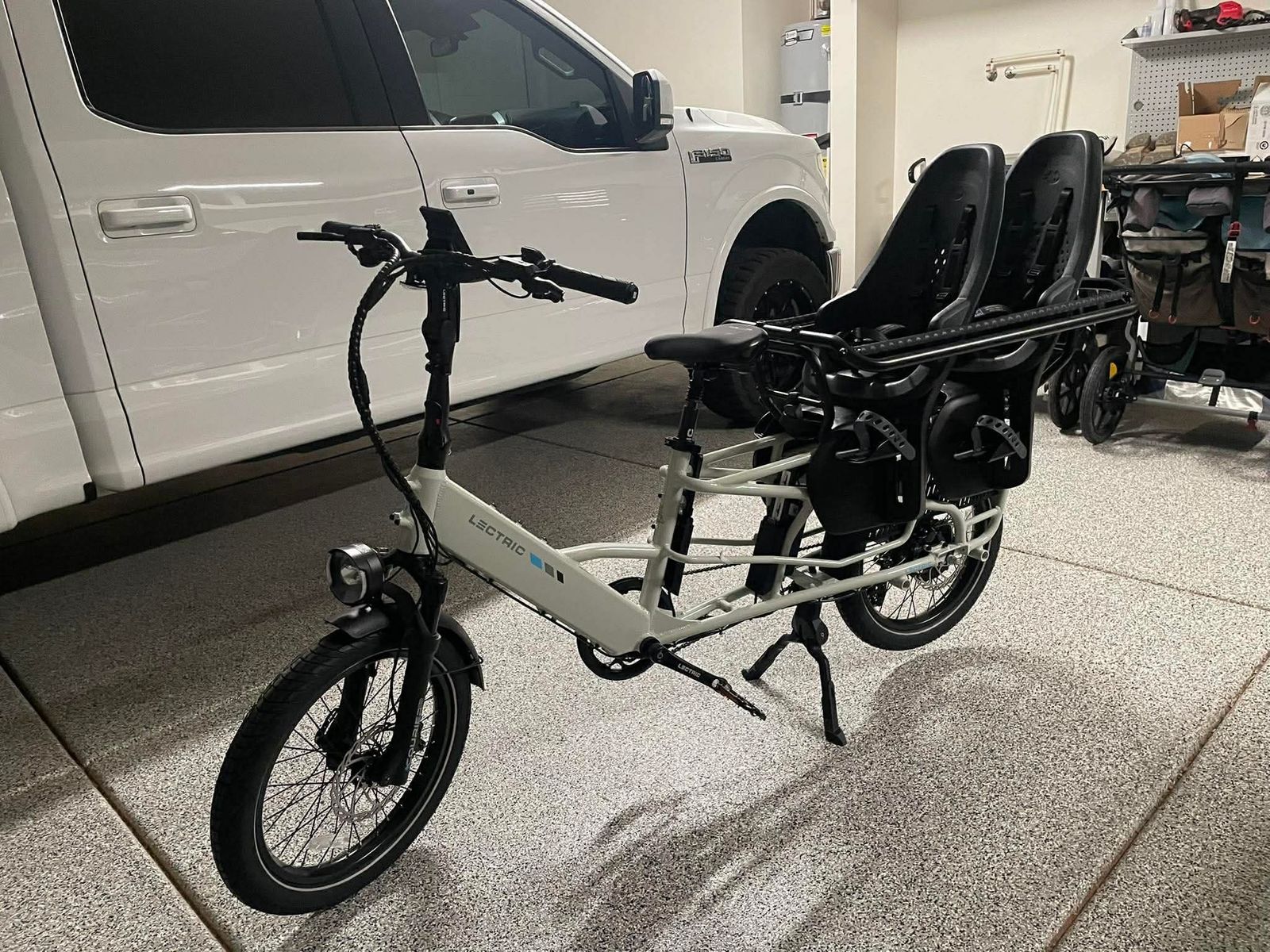 Lectric XPedition Long Range Cargo eBike + 2 Thule Seats – Like New