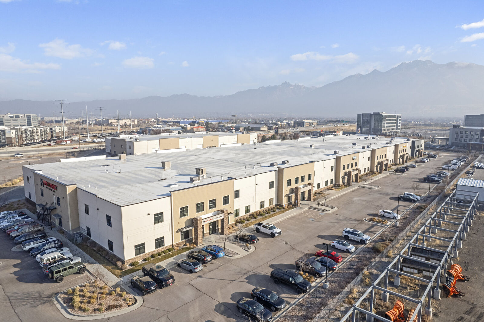 Office + Warehouse – 10,001 SF – Great Bangerter & I-15 Access
