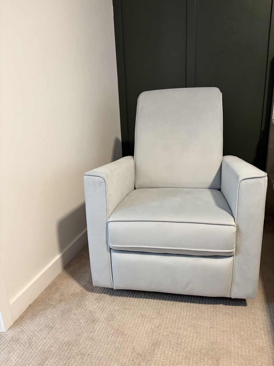  Grey Evolur Raleigh Glider Recliner