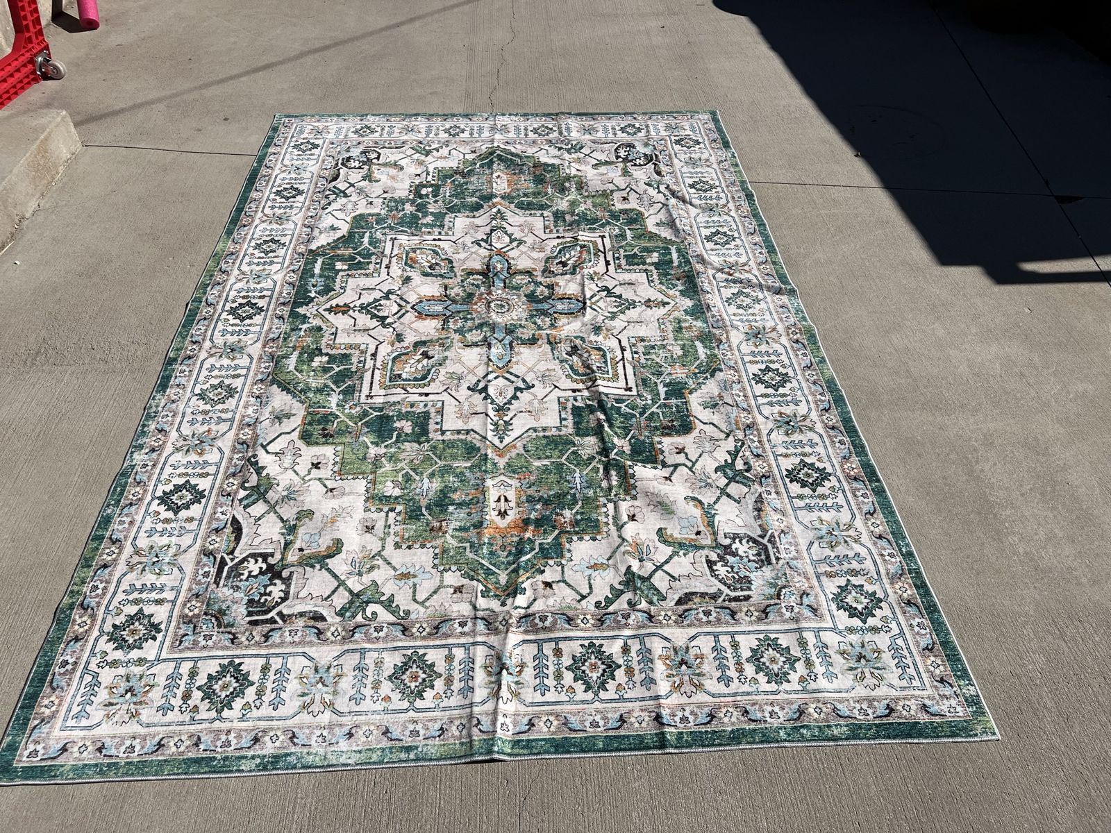 Main image 7